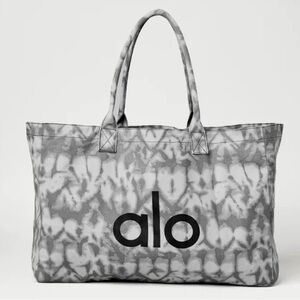 ALO TIE DYE TOTE BAG - NWT